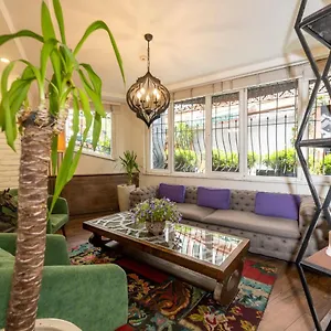 The Marions Special Category Otel