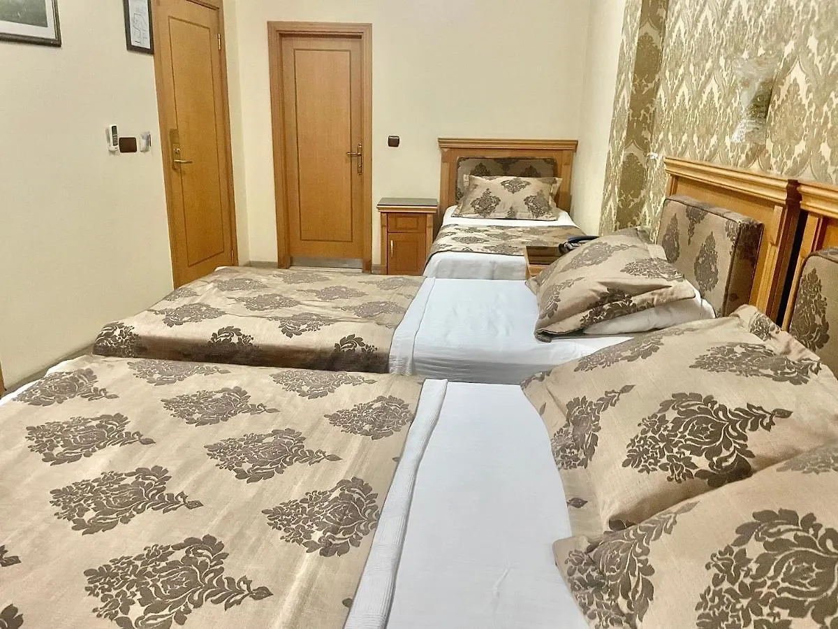 Taksim Grand Papirus Hotel Istanbul 3*,