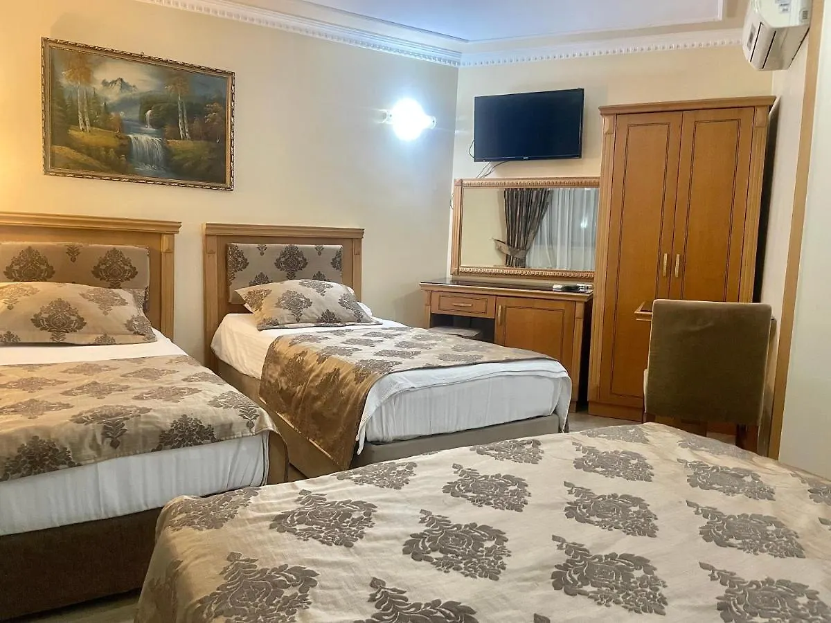 ***  Taksim Grand Papirues Hotel Turecko